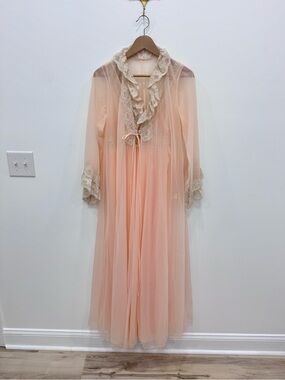 VTG Intime Two Layer Chiffon Lace Nightgown Peignoir Robe Set Sz M Delicate